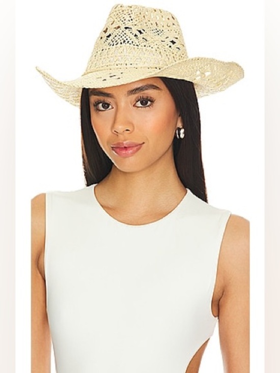 LOVERS AND FRIENDS 
Nico Hat in Natural